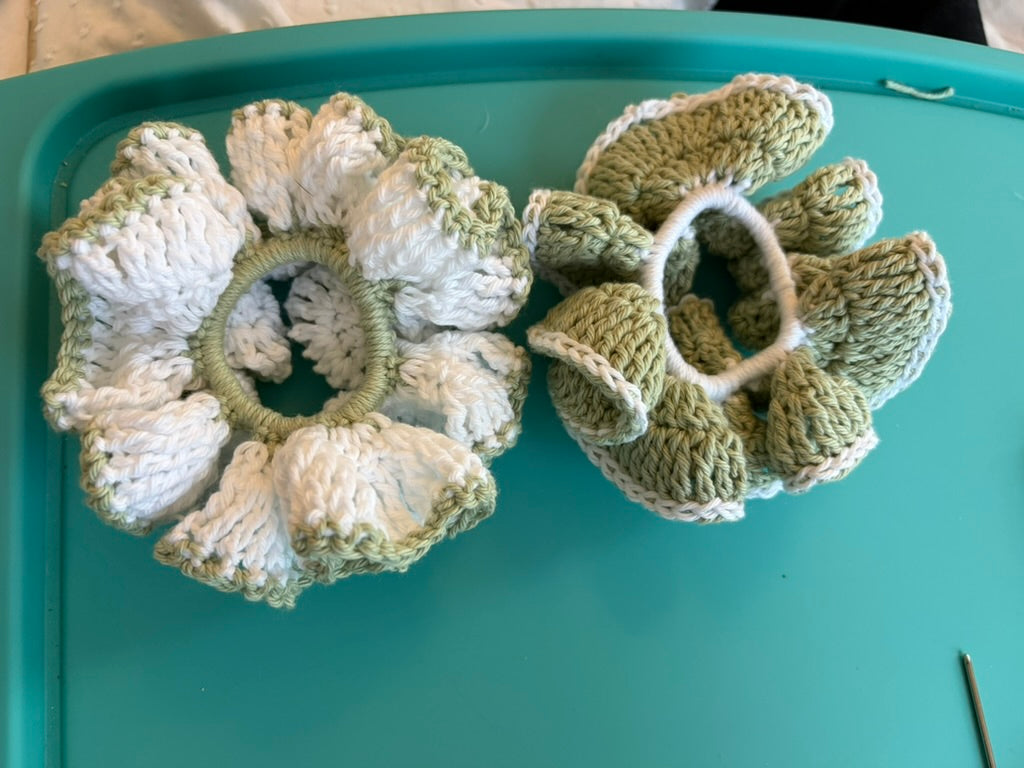 Crochet Scrunchie