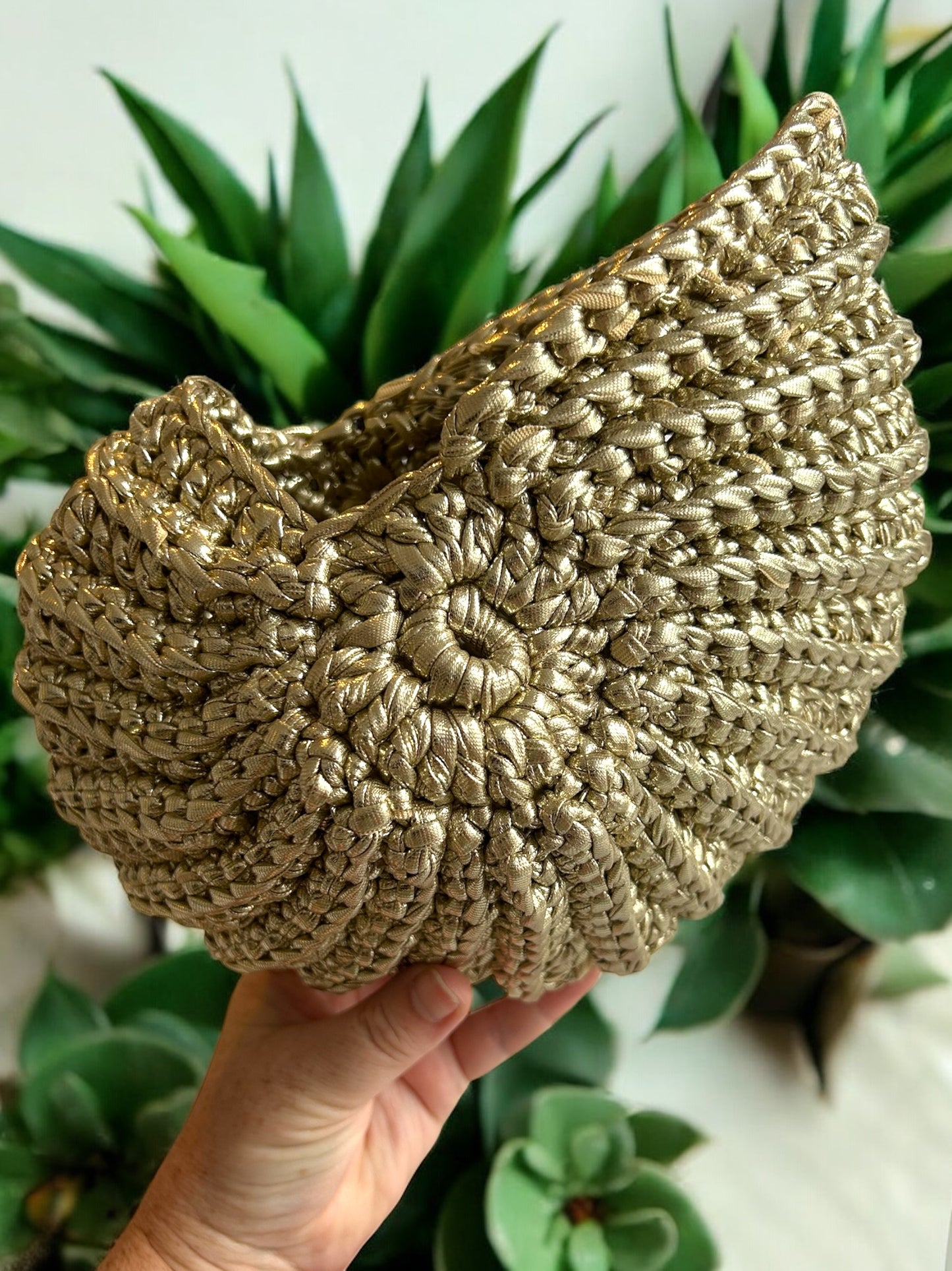 Shell Crochet Handbag